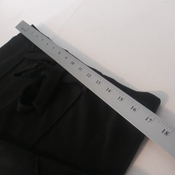 New York Clothing CO. women's black pull on capris pants - Picture 8 of 12